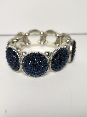 Silver-Tone Deep Navy Crystal Cluster Stretch Bracelet